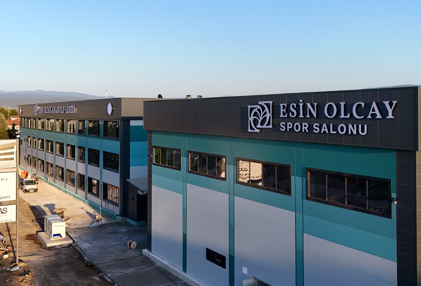 Esin Olcay Anadolu Lisesi