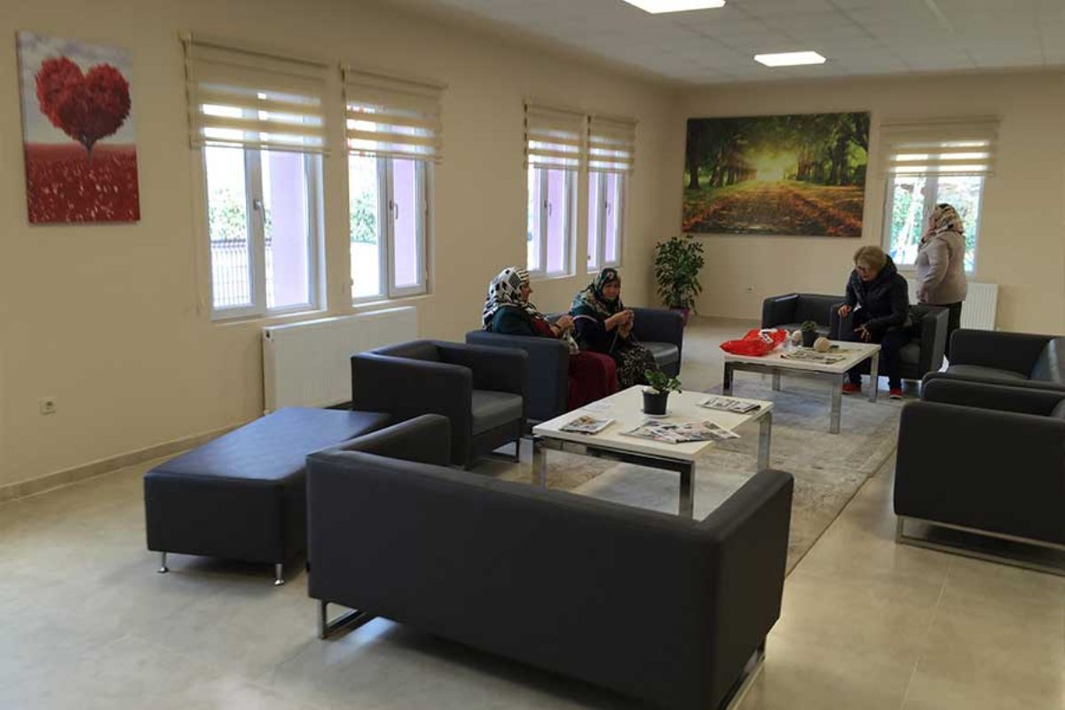 uzla Yaşlı Bakım Evi