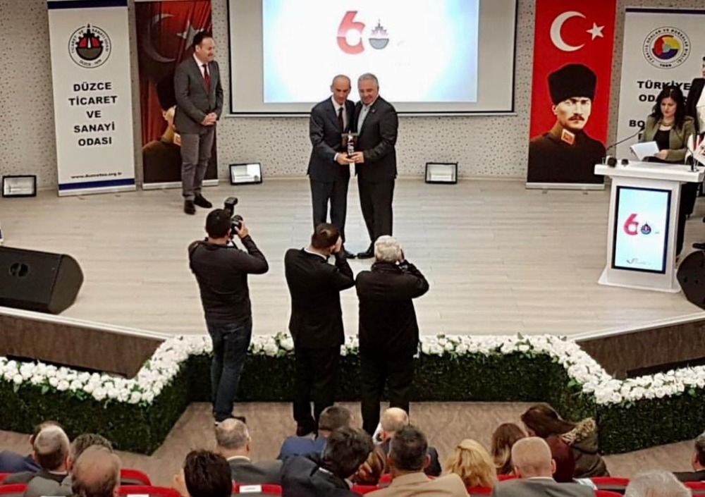  DüzceTSO 60.yıl etkinliğinde plaket aldık